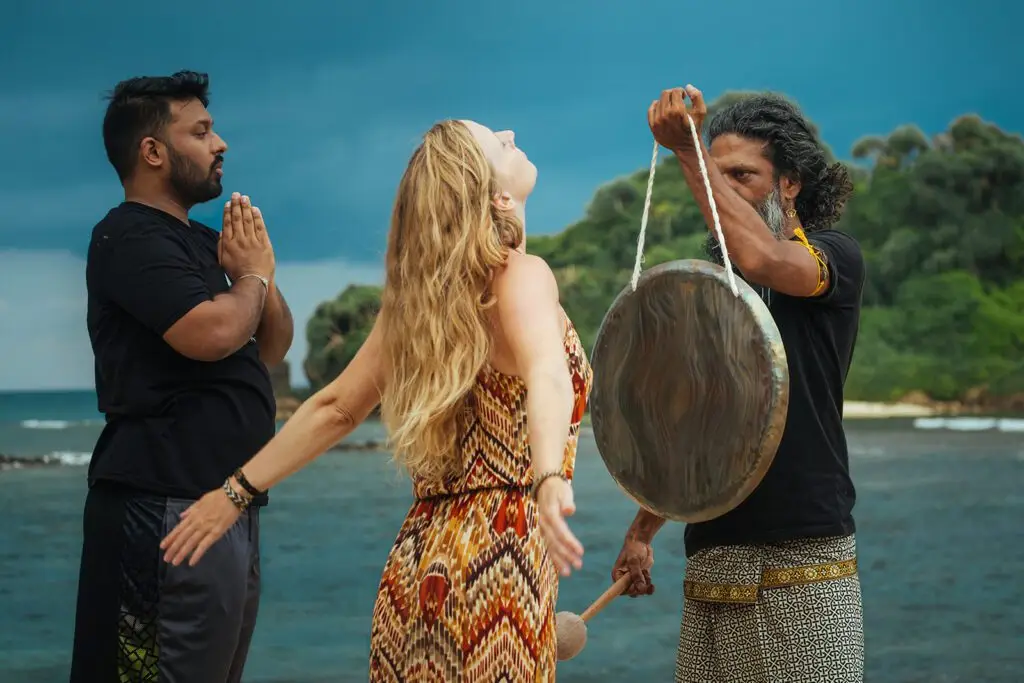 Sacred movement practice at Salasbananas yoga and art studio in Sri Lanka